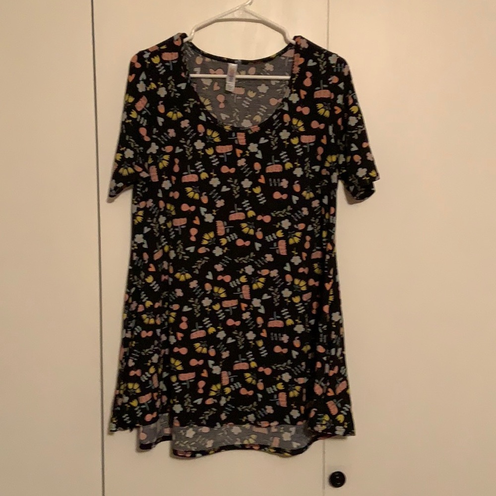 LulaRoe Perfect Tee